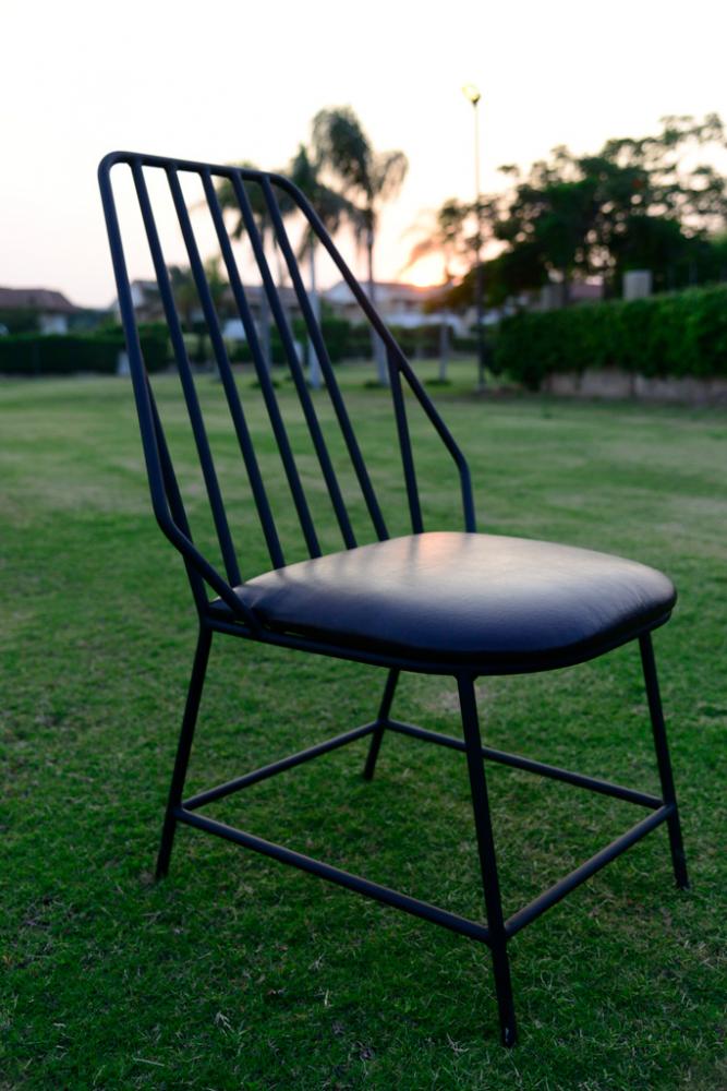 Petro Lined chair