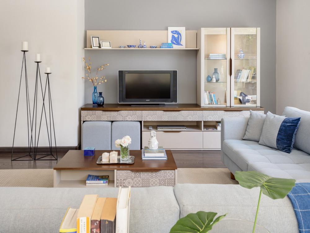 Arablella TV unit 270