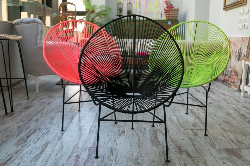 Neon rope chair