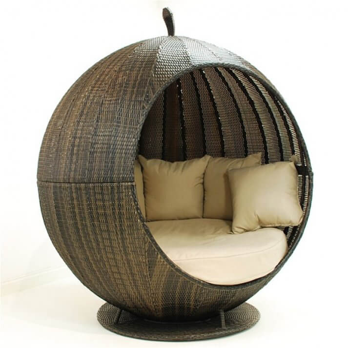 Apple daybed
