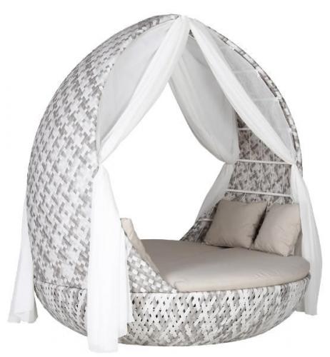 Enchanted Daybed