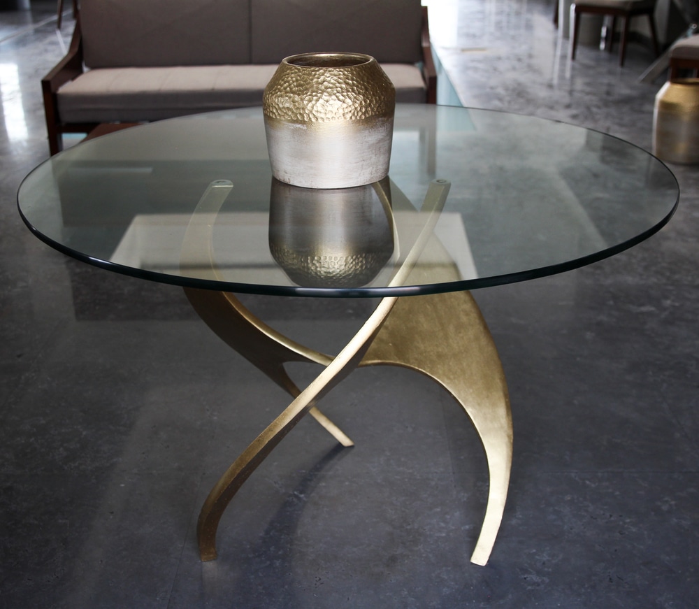 HAMMERHEAD Centeral table