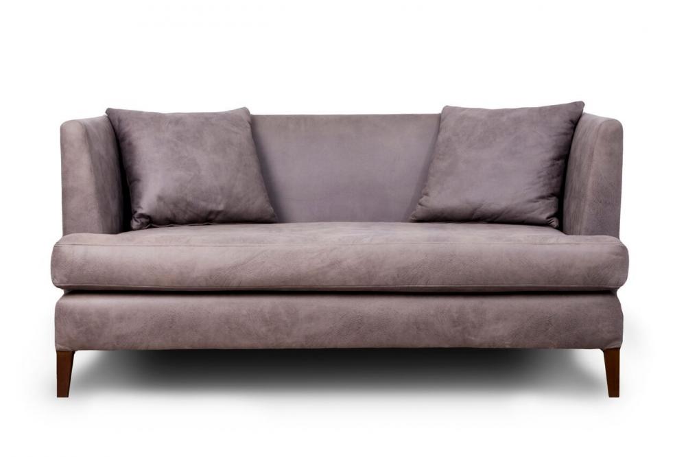 Host sofa