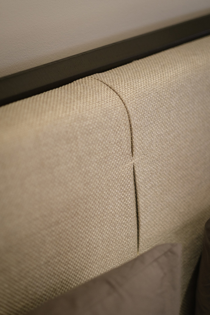 Lazurde Bed 160