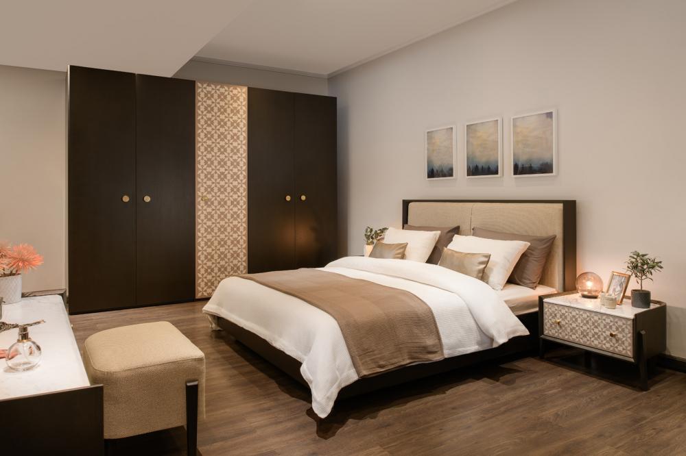 Lazurde Bed 180