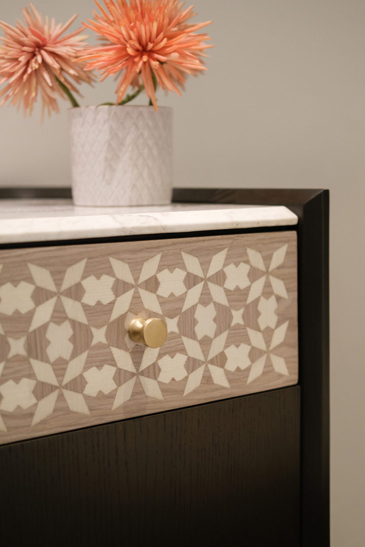 Lazurde Dresser