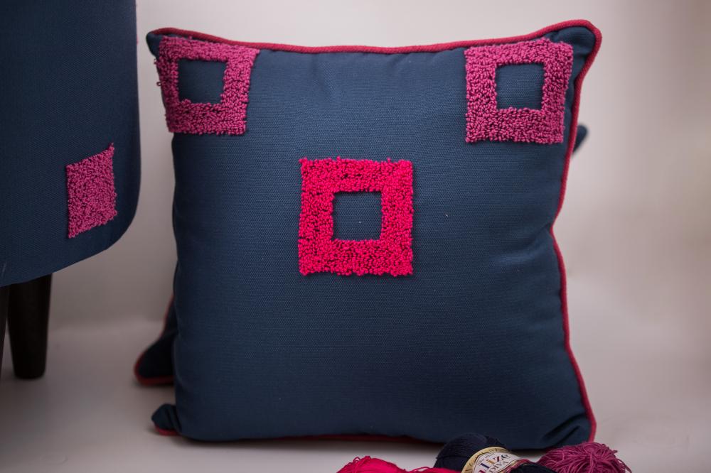 Carre pink cushion