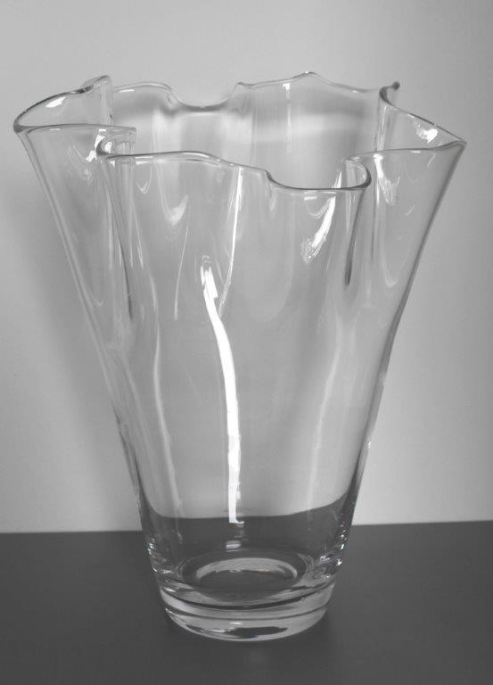 CLEAR Vase