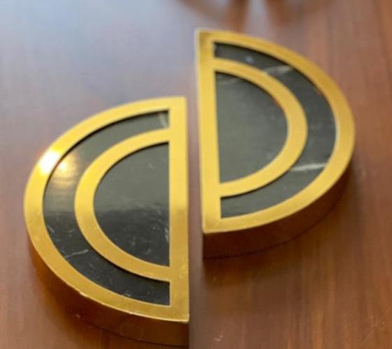 Circle Bold Gold