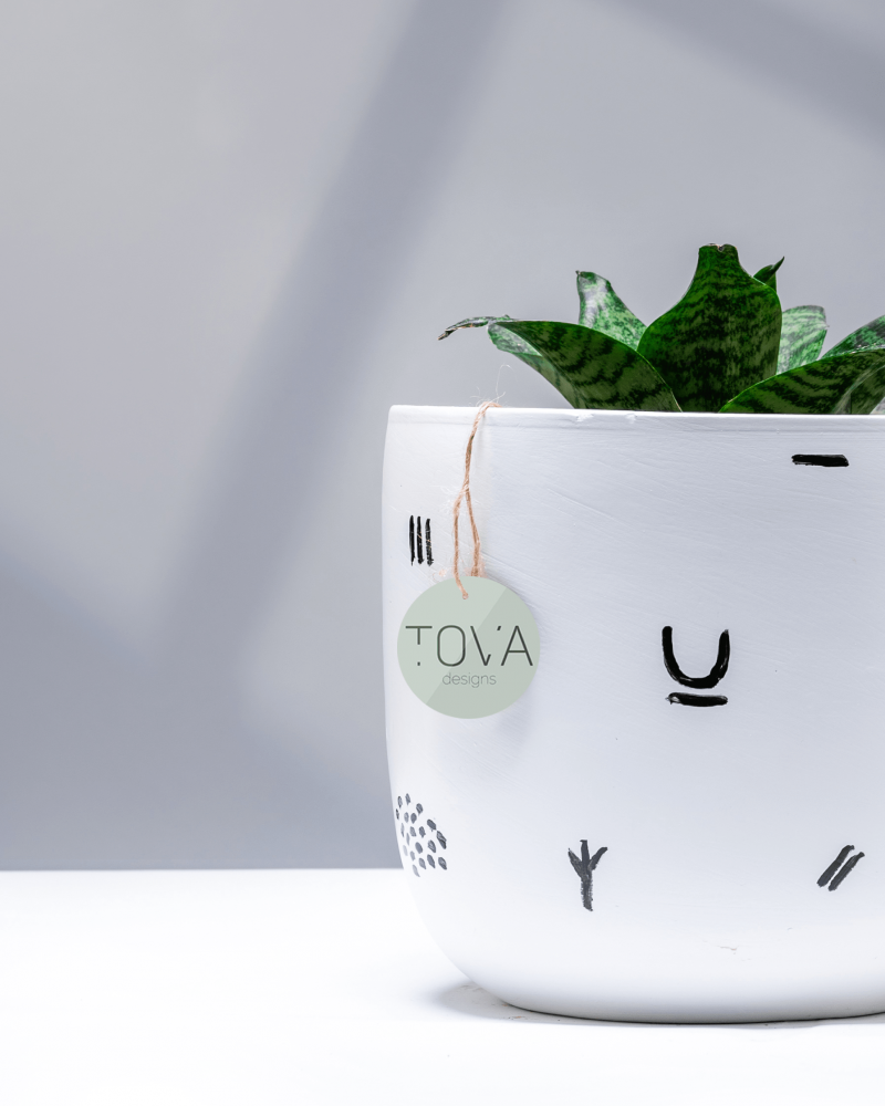 Minimalist TOVA Pot