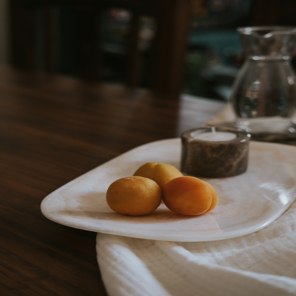 NATURAL MARBLE PLATTER - Alabaster