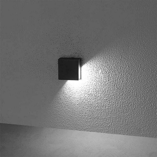 Outdoor Wall Lights